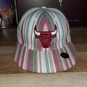 Vintage 2000s striped chicago bulls fitted 7 5/8